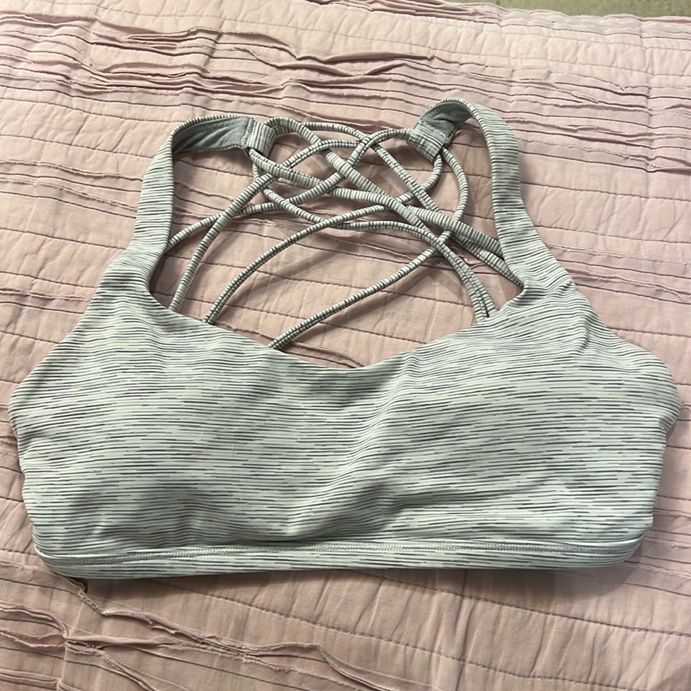 Free to be bra - wild light support